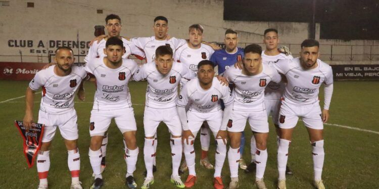 HISTÓRICA VICTORIA EN EL BAJO